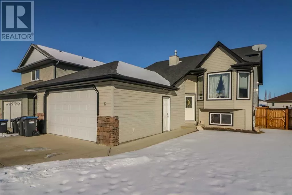 House for rent: 6 Lyon Cres. Crescent, Sylvan Lake, Alberta T4S 2M6