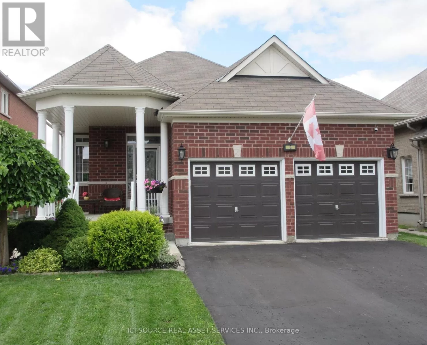House for rent: 6 Versailles Crescent, Barrie, Ontario L4M 0B6