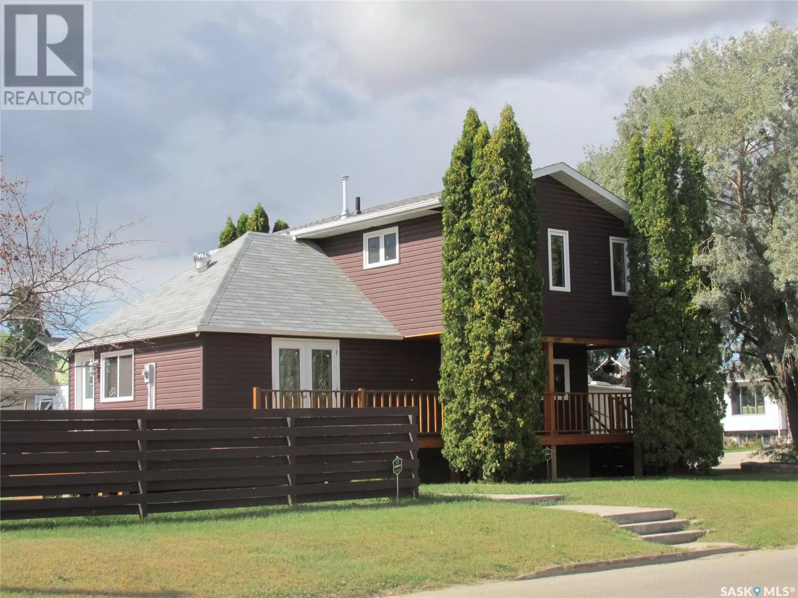 House for rent: 600 8th Avenue W, Nipawin, Saskatchewan S0E 1E0