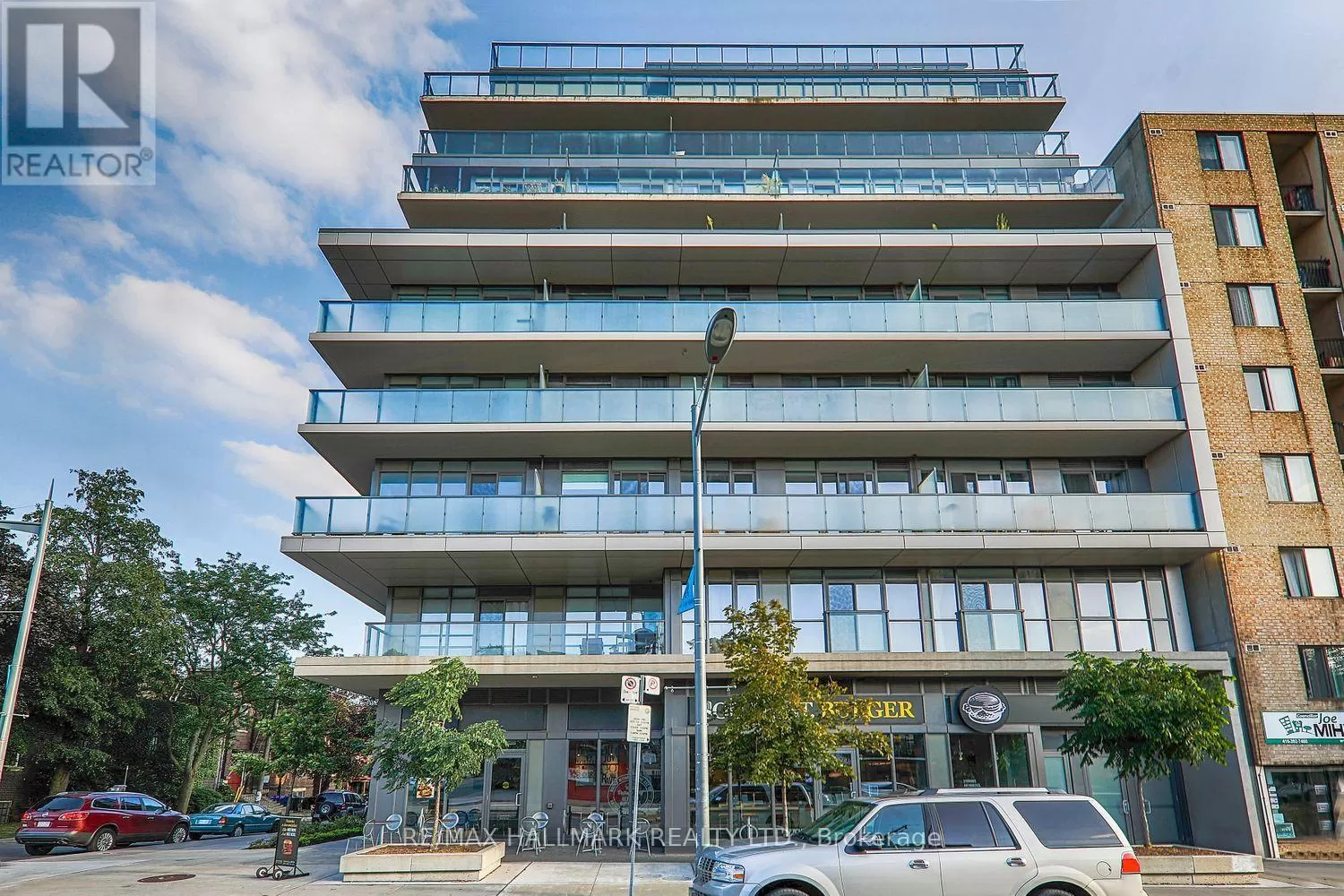 Apartment for rent: 602 - 270 Rushton Road, Toronto, Ontario M6G 0A5