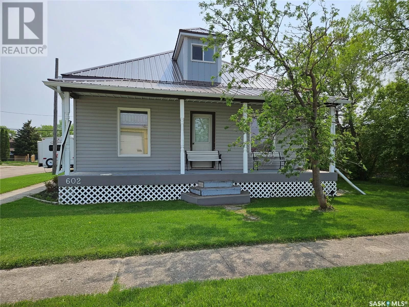 House for rent: 602 Railway Avenue, Bienfait, Saskatchewan S0C 0M0