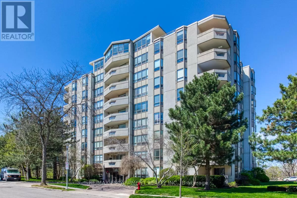 Apartment for rent: 604 - 6 Village Green Boulevard, Hamilton, Ontario L8G 5B7