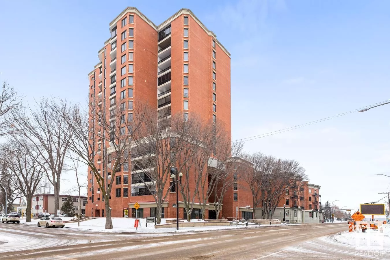 Apartment for rent: #605 11503 100 Av Nw, Edmonton, Alberta T5K 2K7