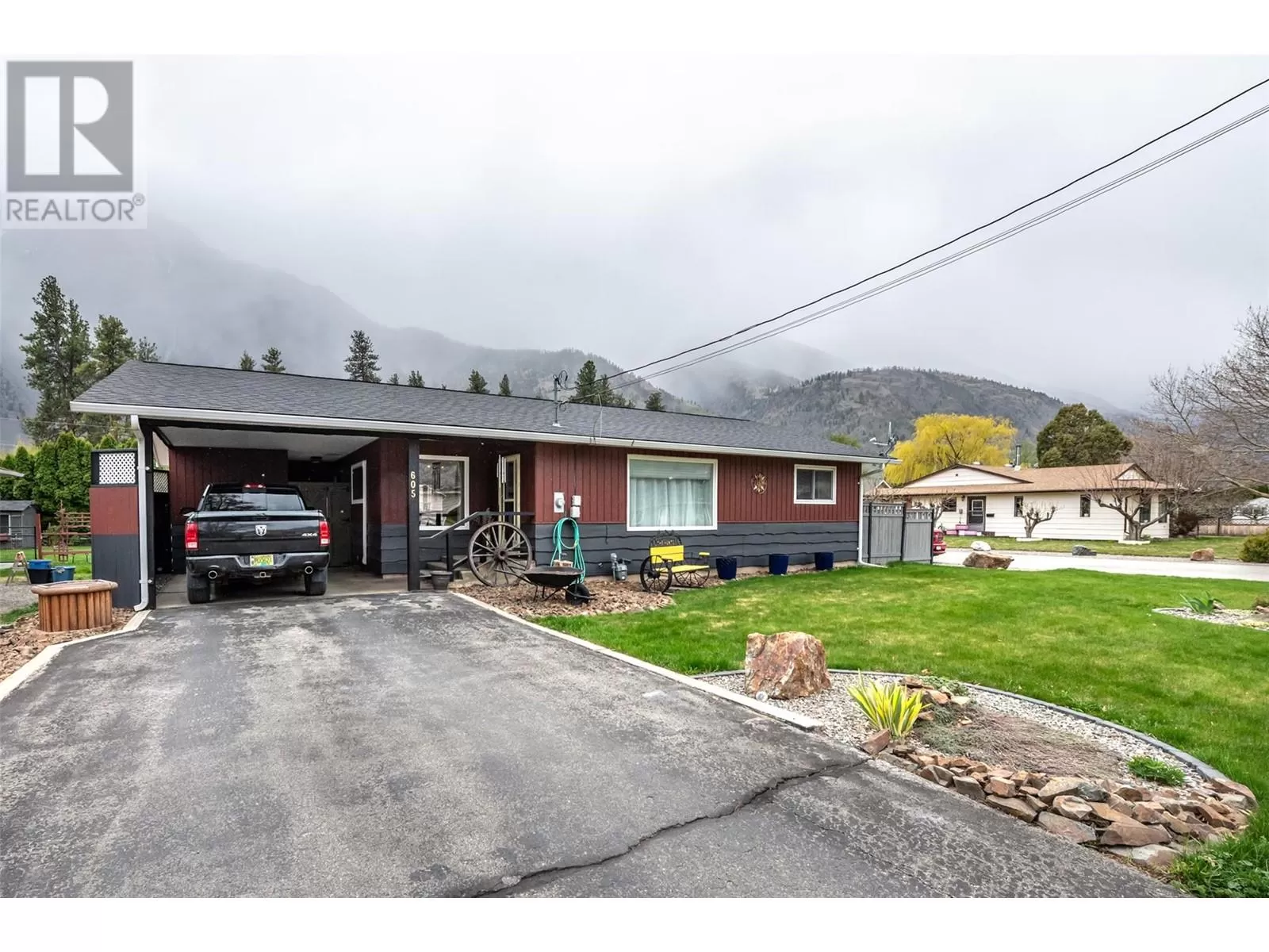 House for rent: 605 11th Avenue, Keremeos, British Columbia V0X 1N3