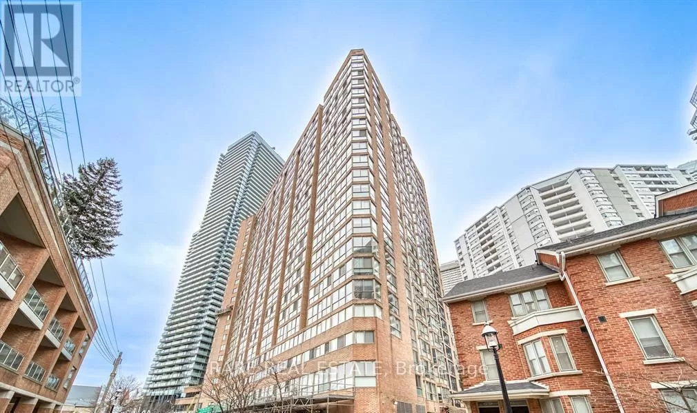 Apartment for rent: 606 - 1055 Bay Street, Toronto, Ontario M5S 3A3