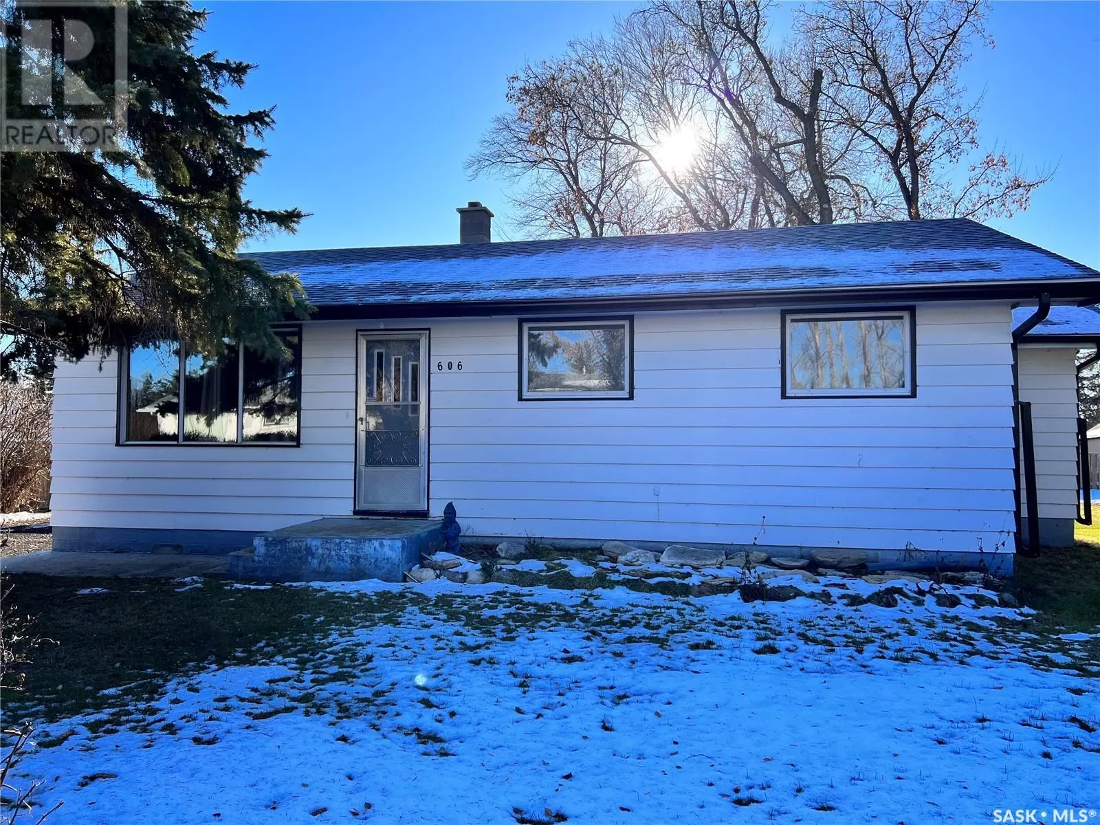 House for rent: 606 2nd Avenue, Raymore, Saskatchewan S0A 3J0