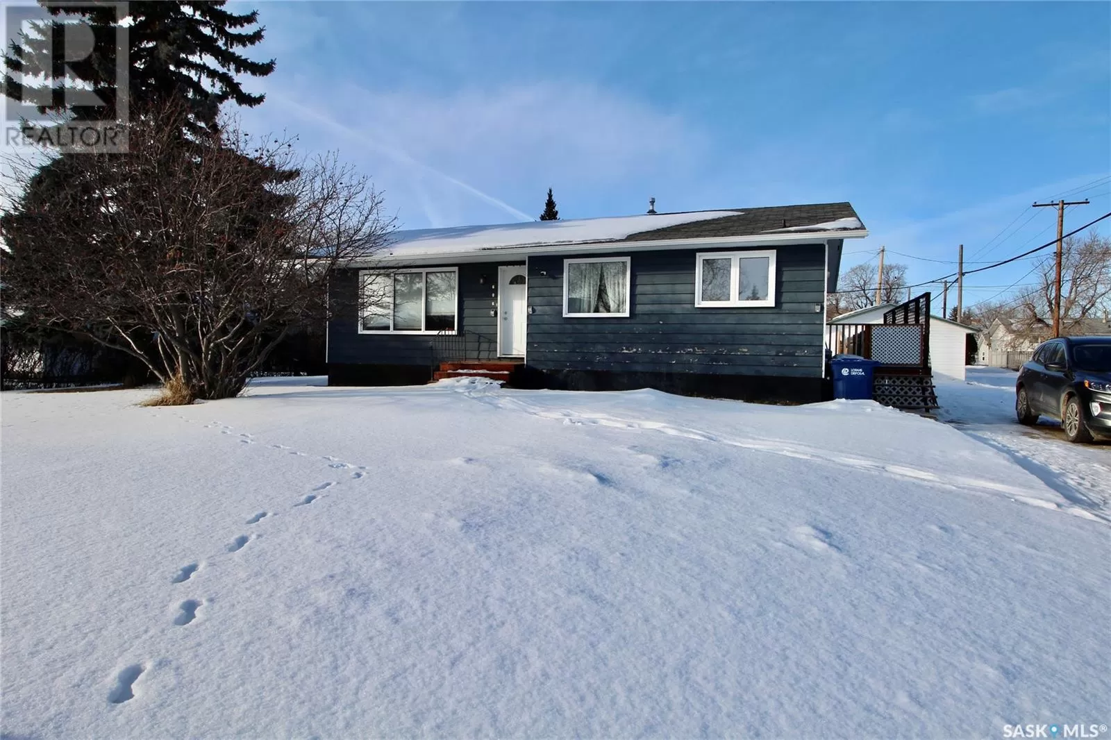 House for rent: 606 Ogilvie Street, Moosomin, Saskatchewan S0G 3N0
