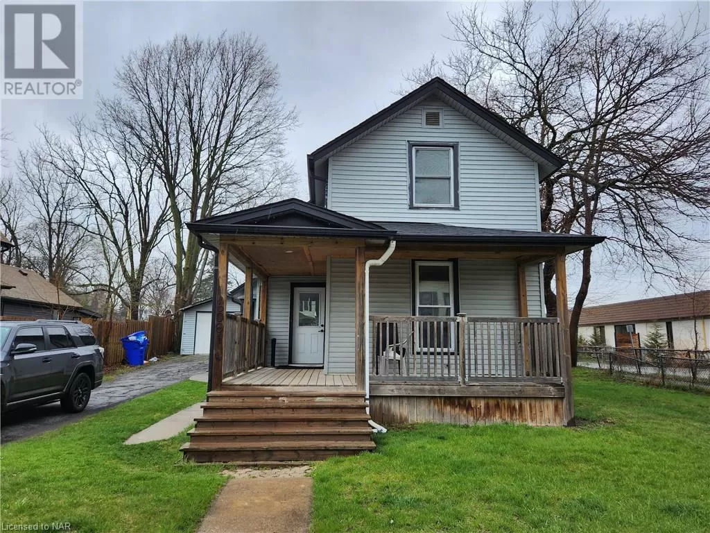 House for rent: 6061 Barker Street, Niagara Falls, Ontario L2G 1Y5