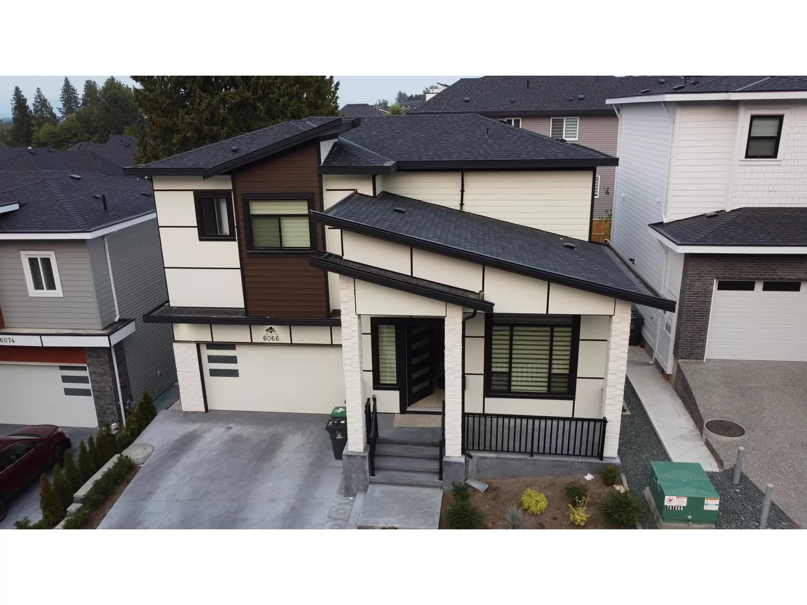 House for rent: 6066 139 Street, Surrey, British Columbia V3X 2M9