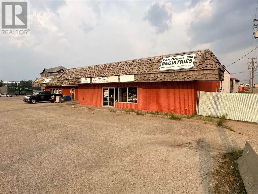 Commercial Mix for rent: 61 Kaybob Drive, Fox Creek, Alberta T0H 1P0