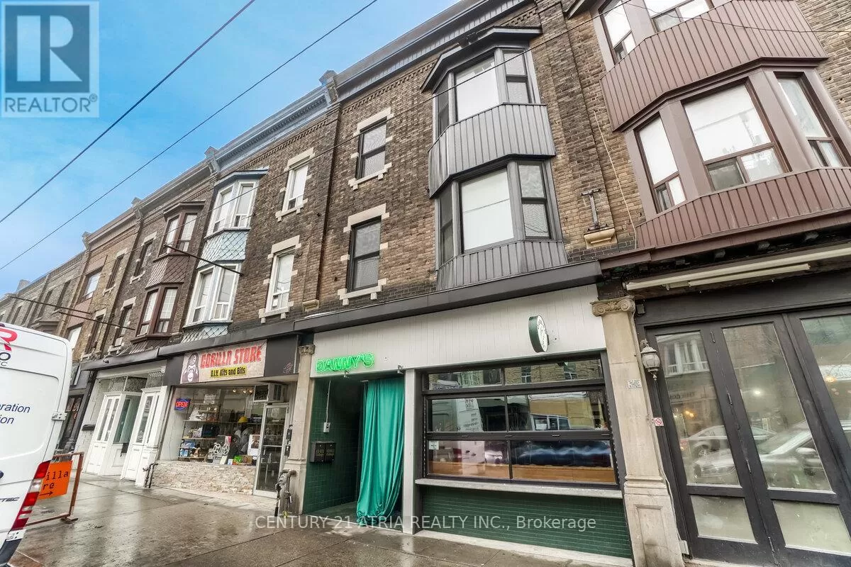 Residential Commercial Mix for rent: 611 College Street, Toronto, Ontario M6G 1B5