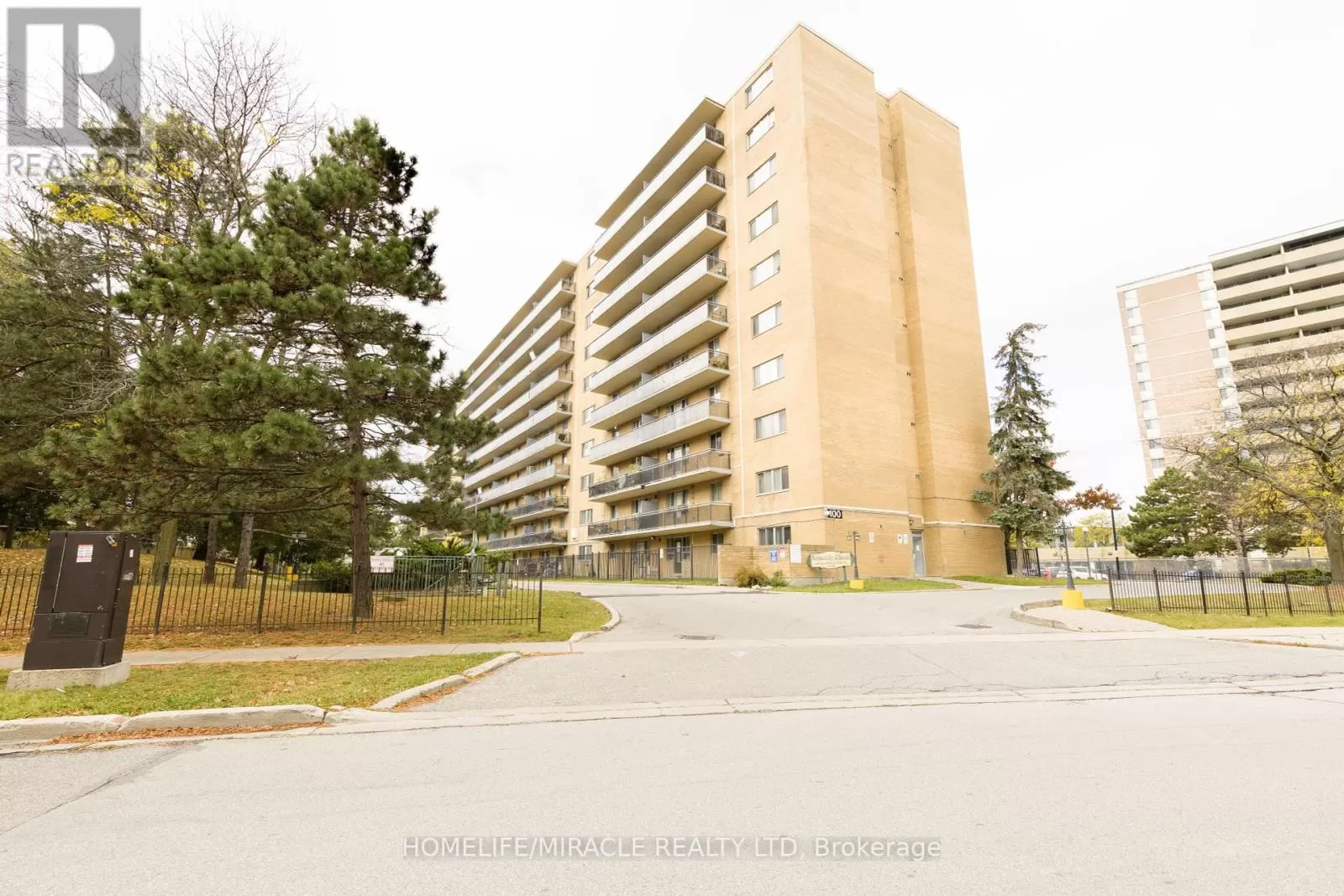 Apartment for rent: 617 - 100 Dundalk Drive, Toronto, Ontario M1P 4V2