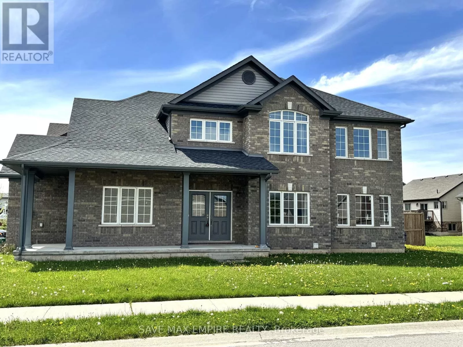 House for rent: 6313 Dores Drive, Niagara Falls, Ontario L2G 0H1