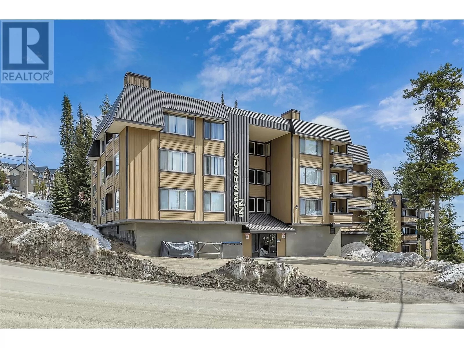 Apartment for rent: 6375 Whiskey Jack Road Unit# 211, Big White, British Columbia V1X 4K5