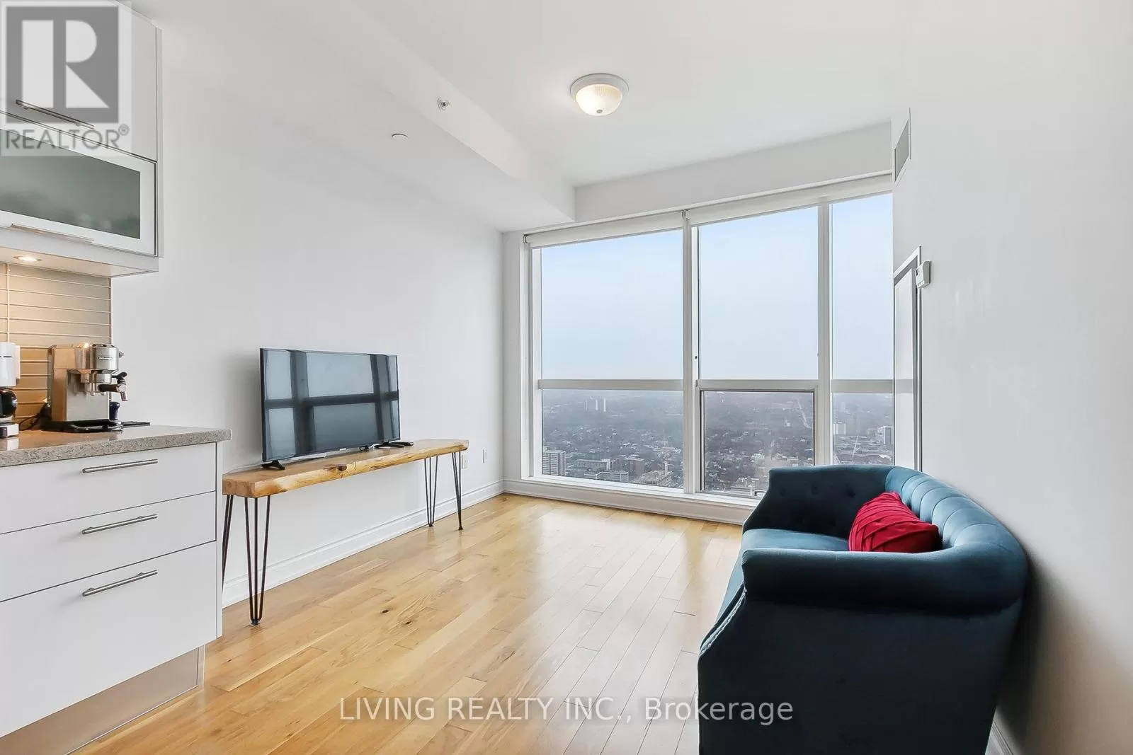 Apartment for rent: 6505 - 388 Yonge Street, Toronto, Ontario M5B 0A4