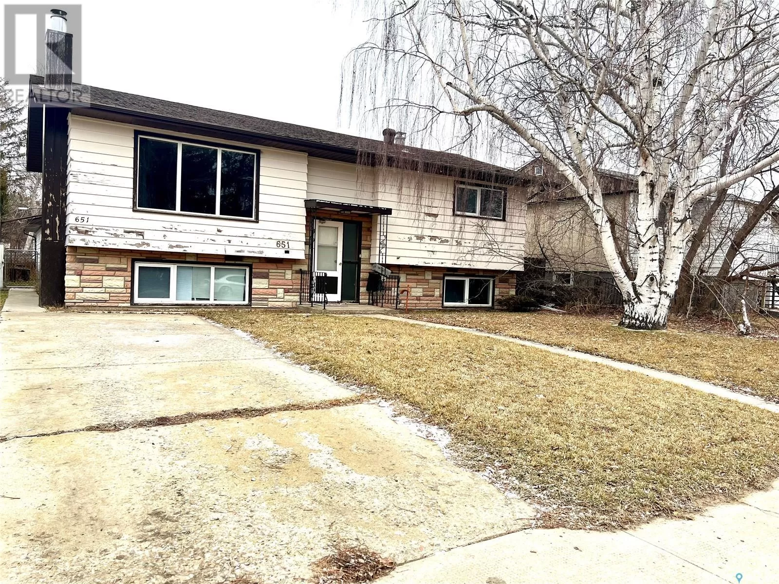 House for rent: 651 8th Avenue Ne, Swift Current, Saskatchewan S9H 2R4