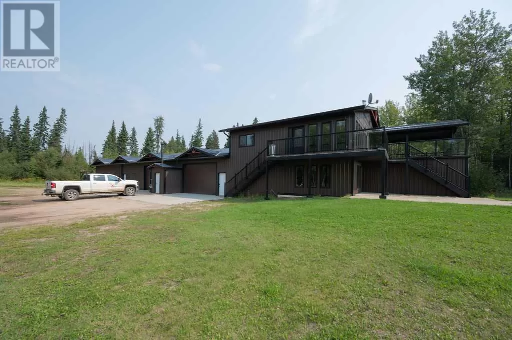 House for rent: 655059 Highway 813, Rural Athabasca County, Alberta T9S 2A2
