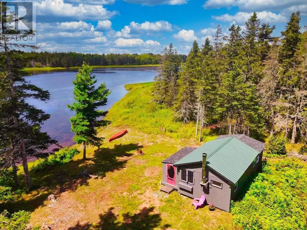 Recreational for rent: 669 Tory Road, Foxley River, Prince Edward Island C0B 1J0