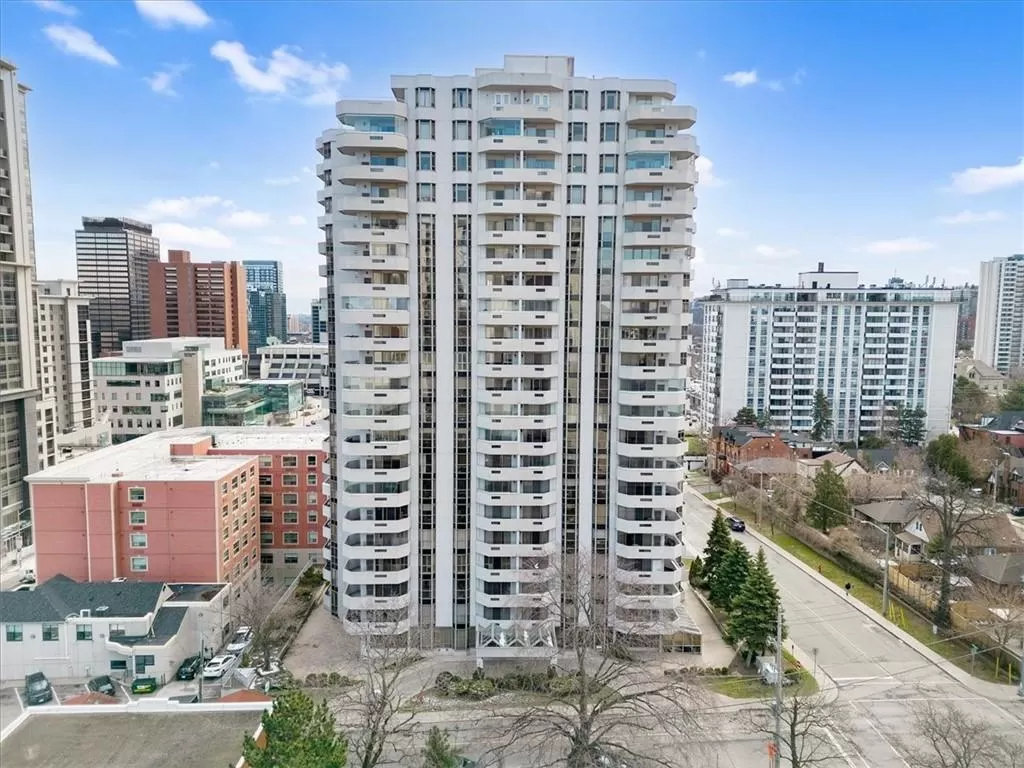 Apartment for rent: 67 Caroline Street S|unit #102, Hamilton, Ontario L8P 3K6