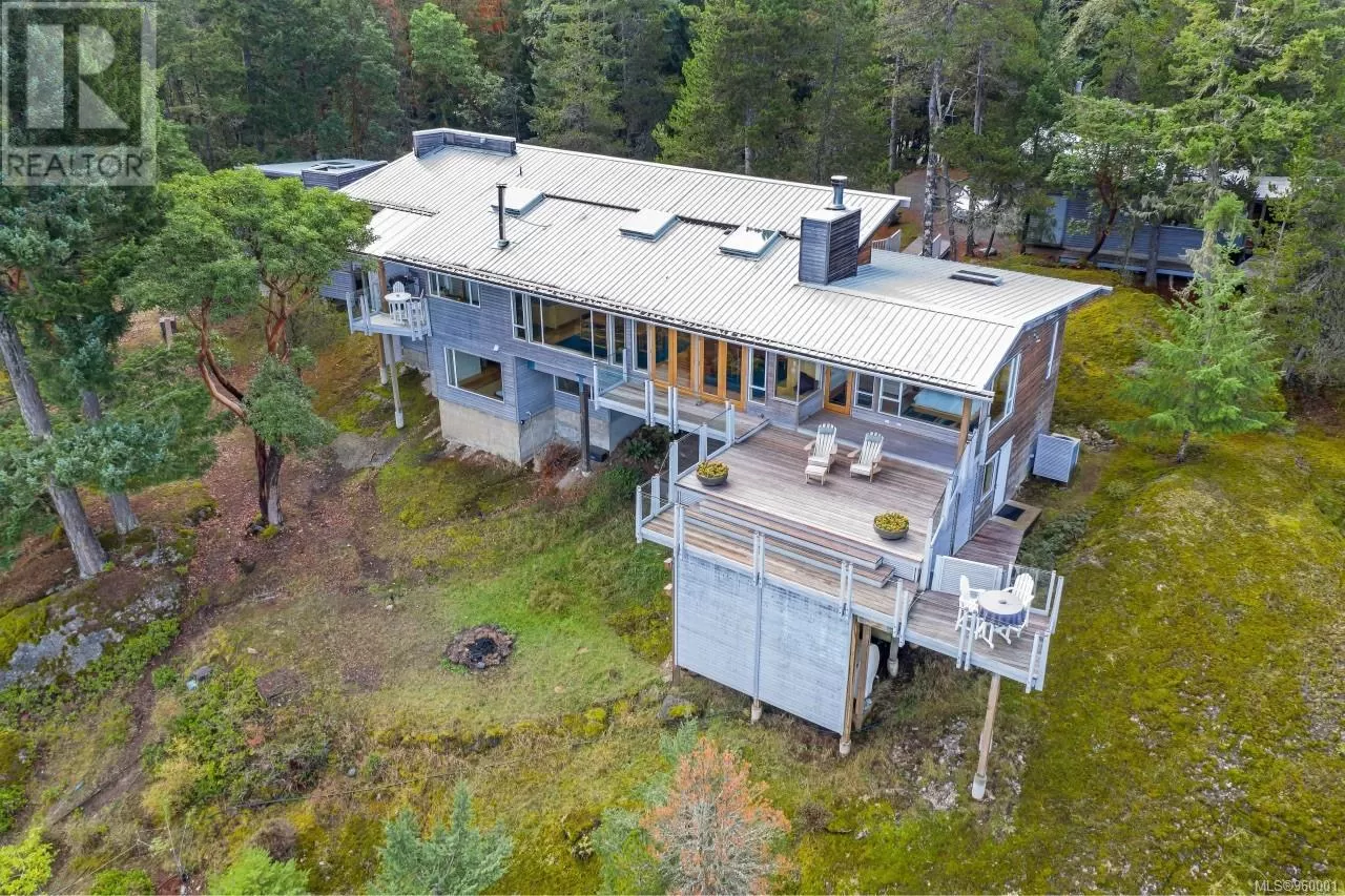 House for rent: 675 Mt. Belcher Hts, Salt Spring, British Columbia V8K 2J3