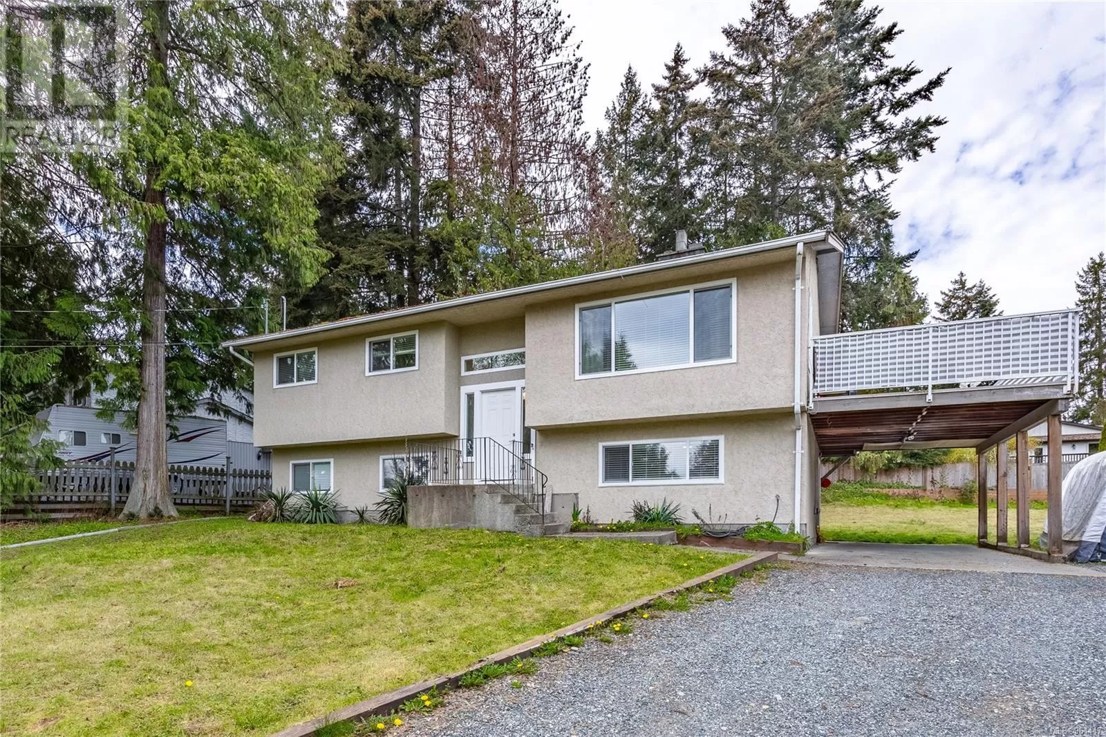 House for rent: 6833 Philip Rd, Lantzville, British Columbia V0R 2H0