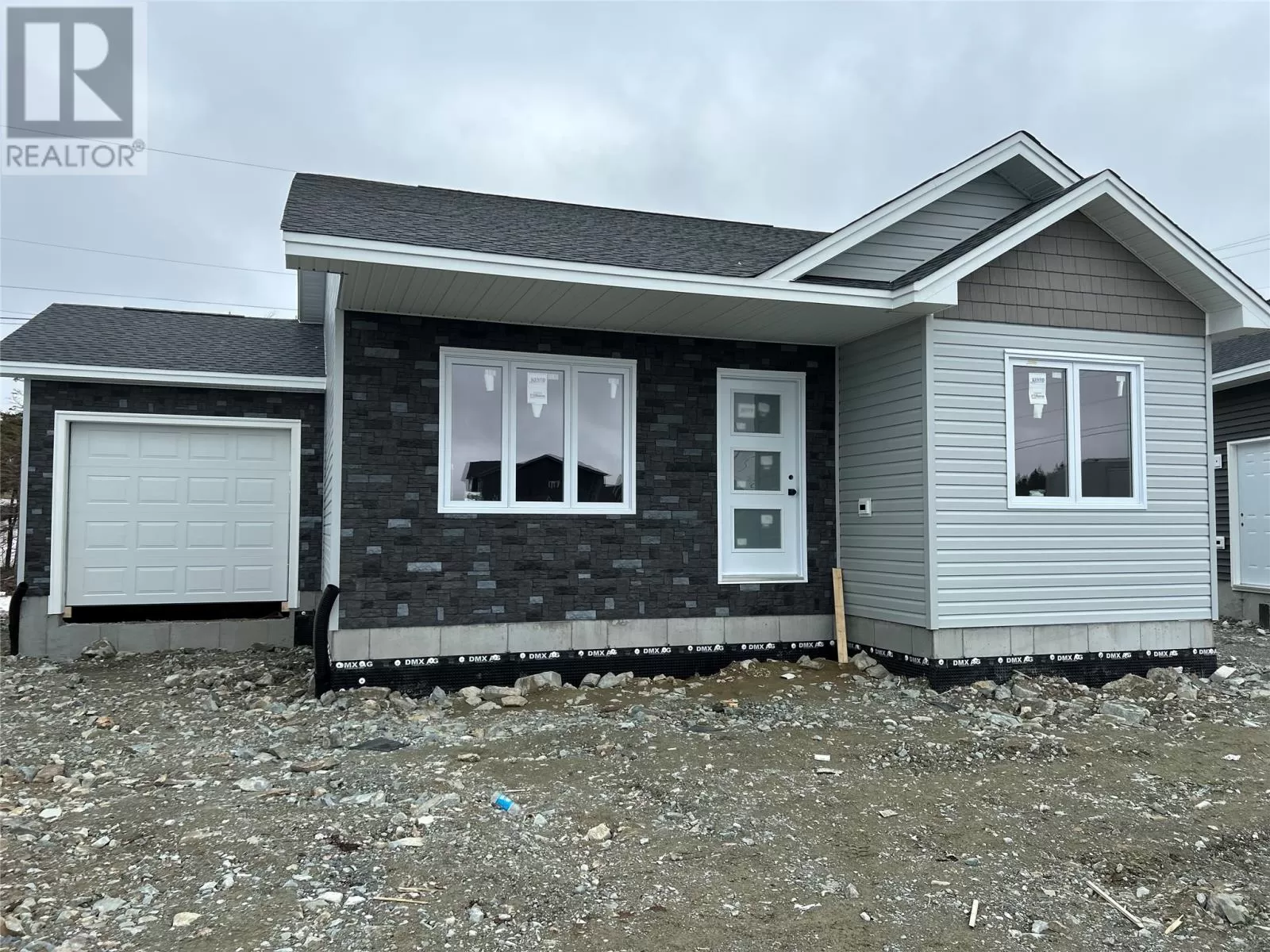House for rent: 7 Badger Place, Mount Pearl, Newfoundland & Labrador A1N 0K4