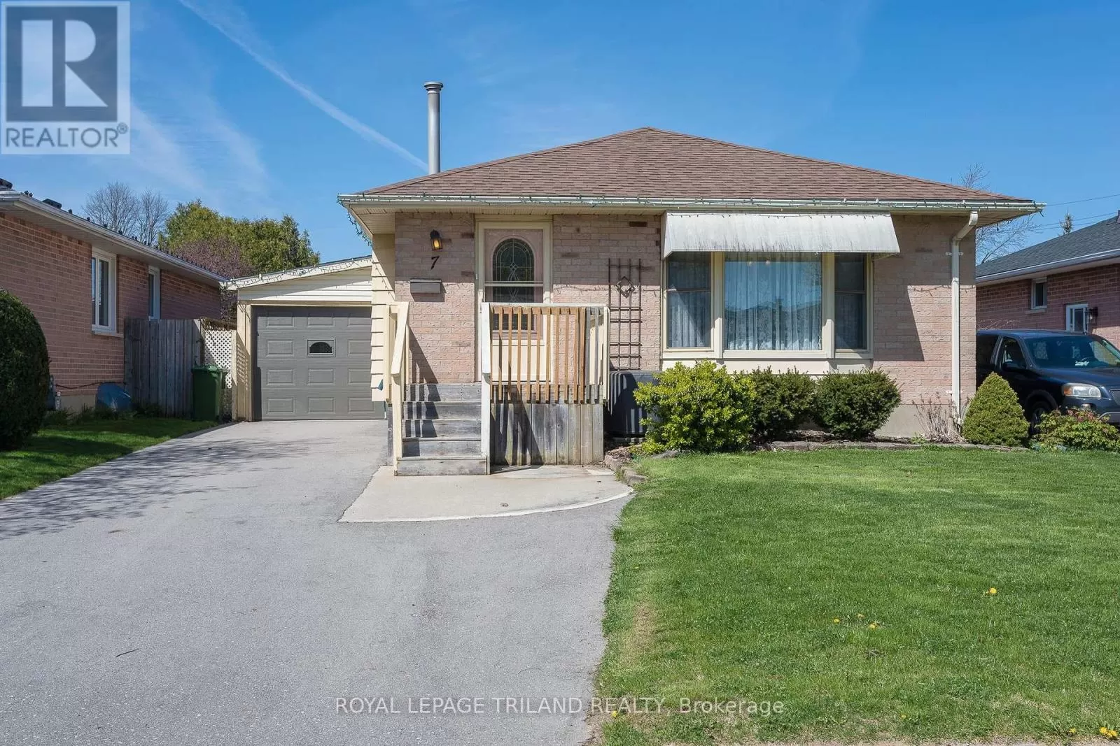 House for rent: 7 Ripley Lane, St. Thomas, Ontario N5R 5X1
