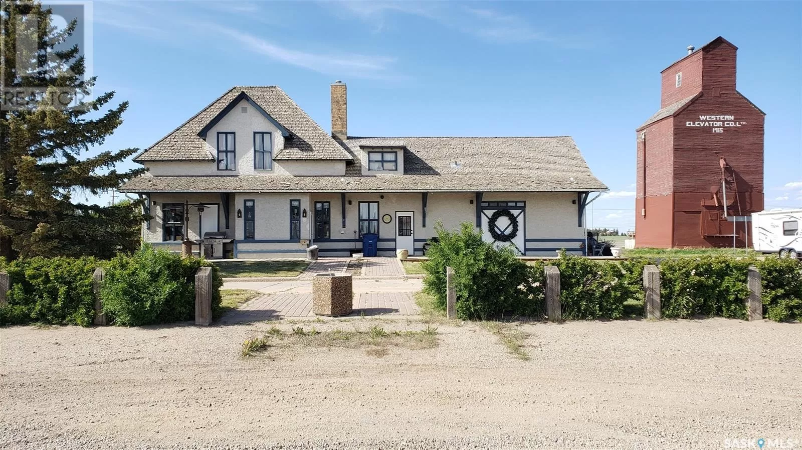 House for rent: 700 Main Street E, Gravelbourg, Saskatchewan S0H 1X0