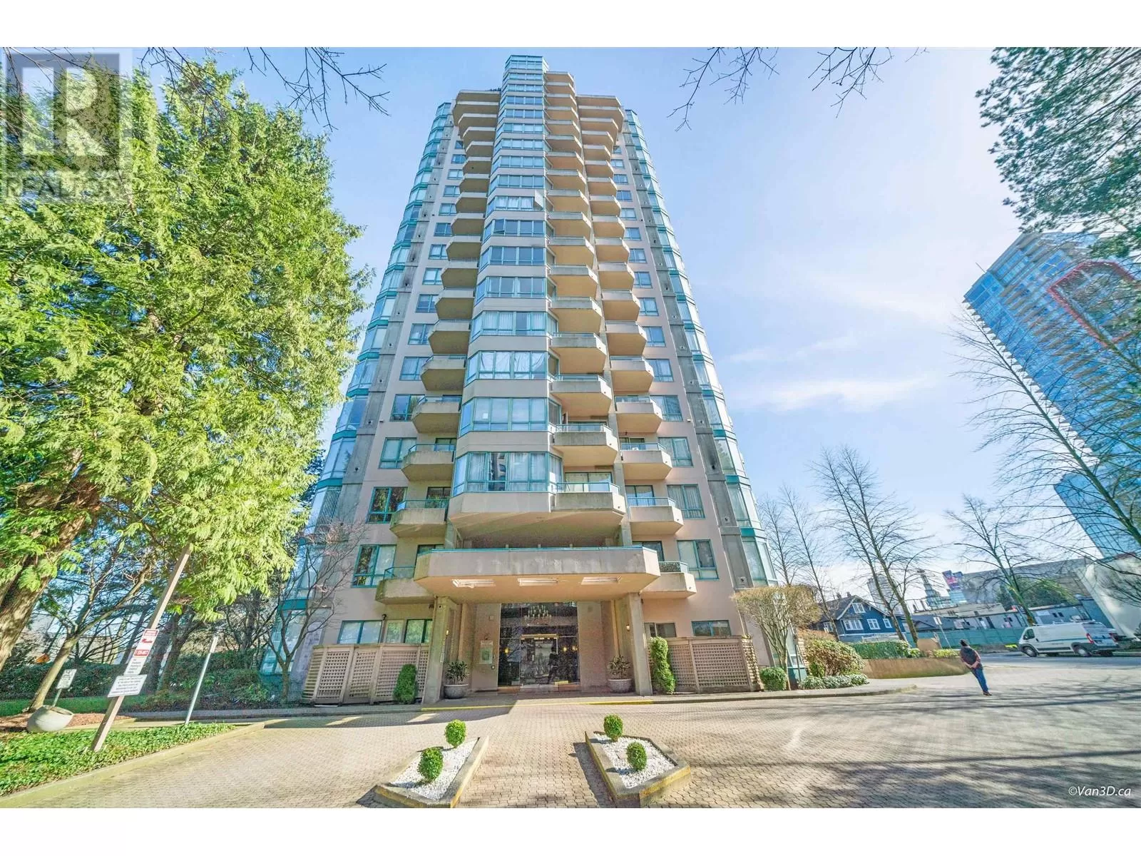 Apartment for rent: 701 4603 Hazel Street, Burnaby, British Columbia V5H 4N1