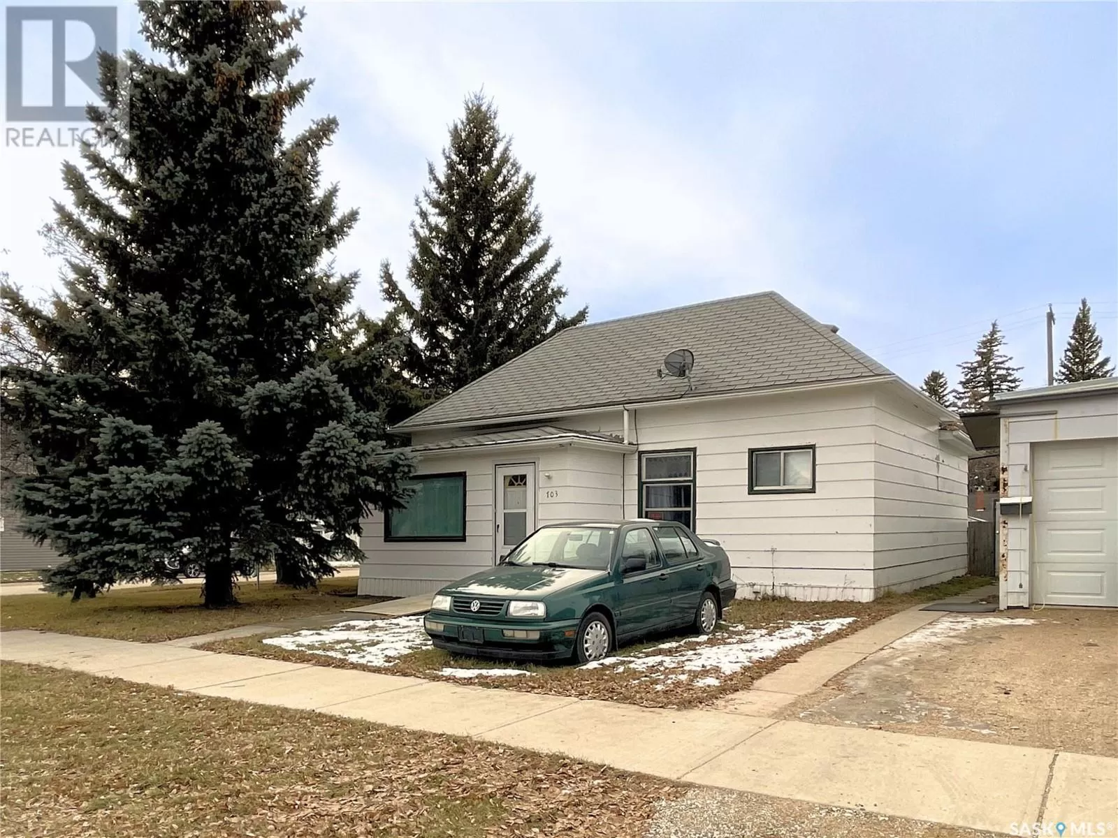 House for rent: 703 5th Street, Humboldt, Saskatchewan S0K 2A0