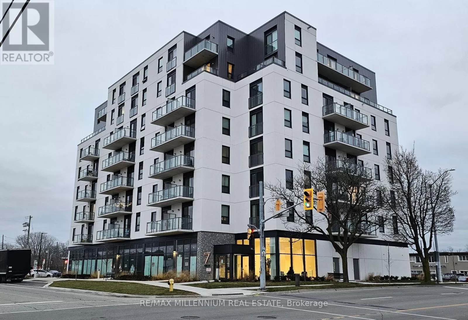 Apartment for rent: 707 - 7 Erie Avenue, Brantford, Ontario N3S 2E7