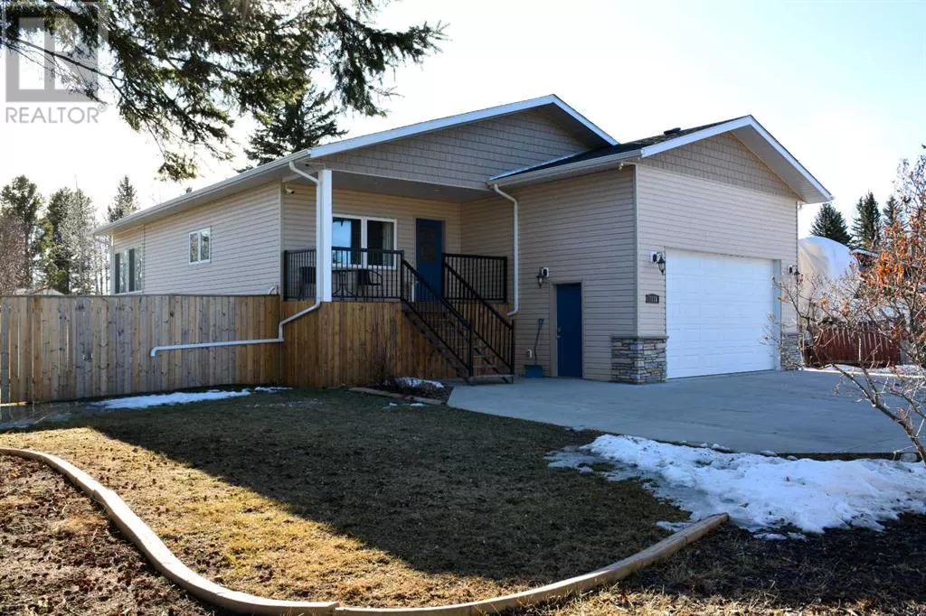 House for rent: 7111 South Glen Avenue, Edson, Alberta T7E 1M9