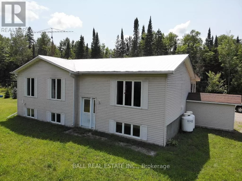 House for rent: 7113 Highway 127, South Algonquin, Ontario K0J 2M0