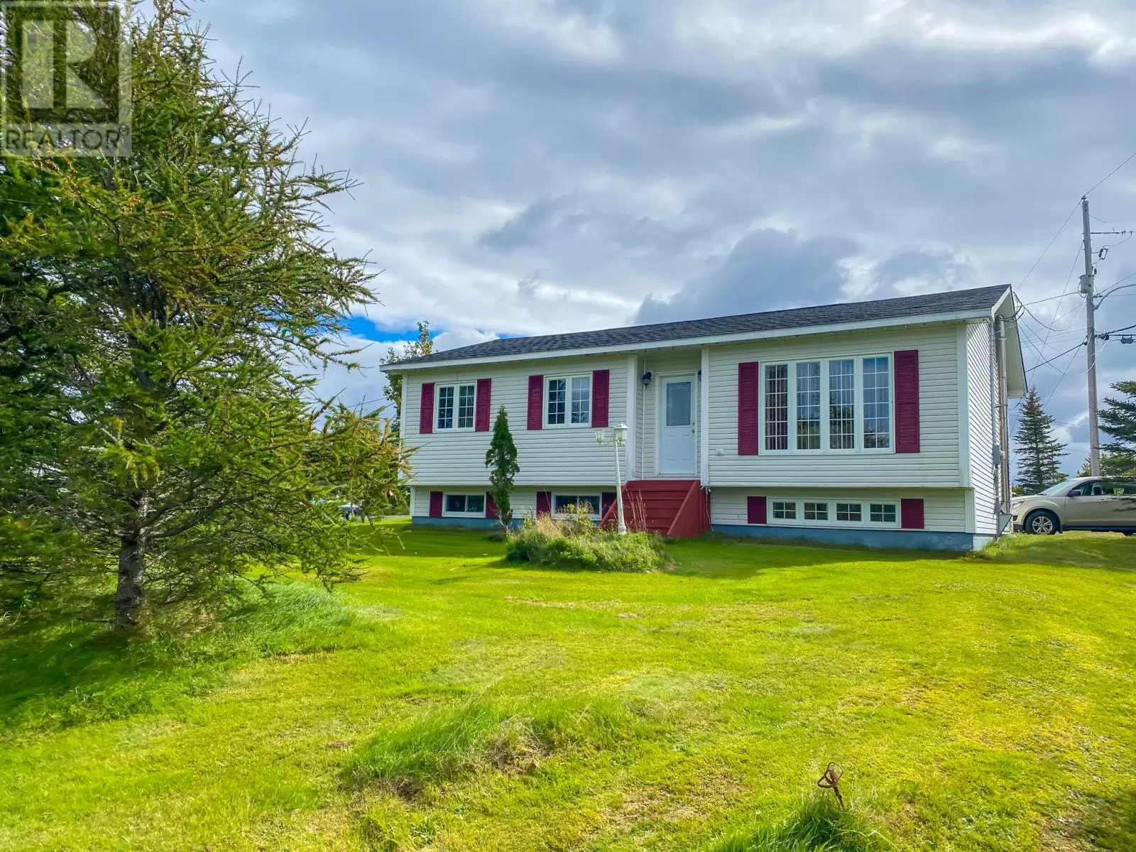 House for rent: 7-13 Pit Road, Upper Island Cove, Newfoundland & Labrador A0A 4E0