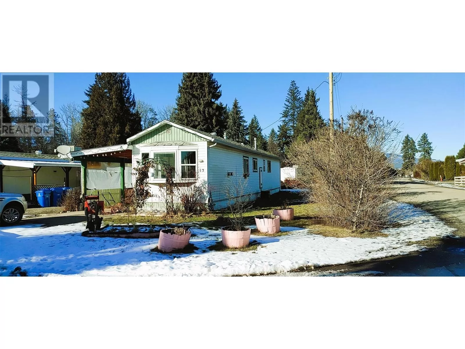 Manufactured Home for rent: 715 Beaver Lake Road Unit# 13, Kelowna, British Columbia V4V 1Z1