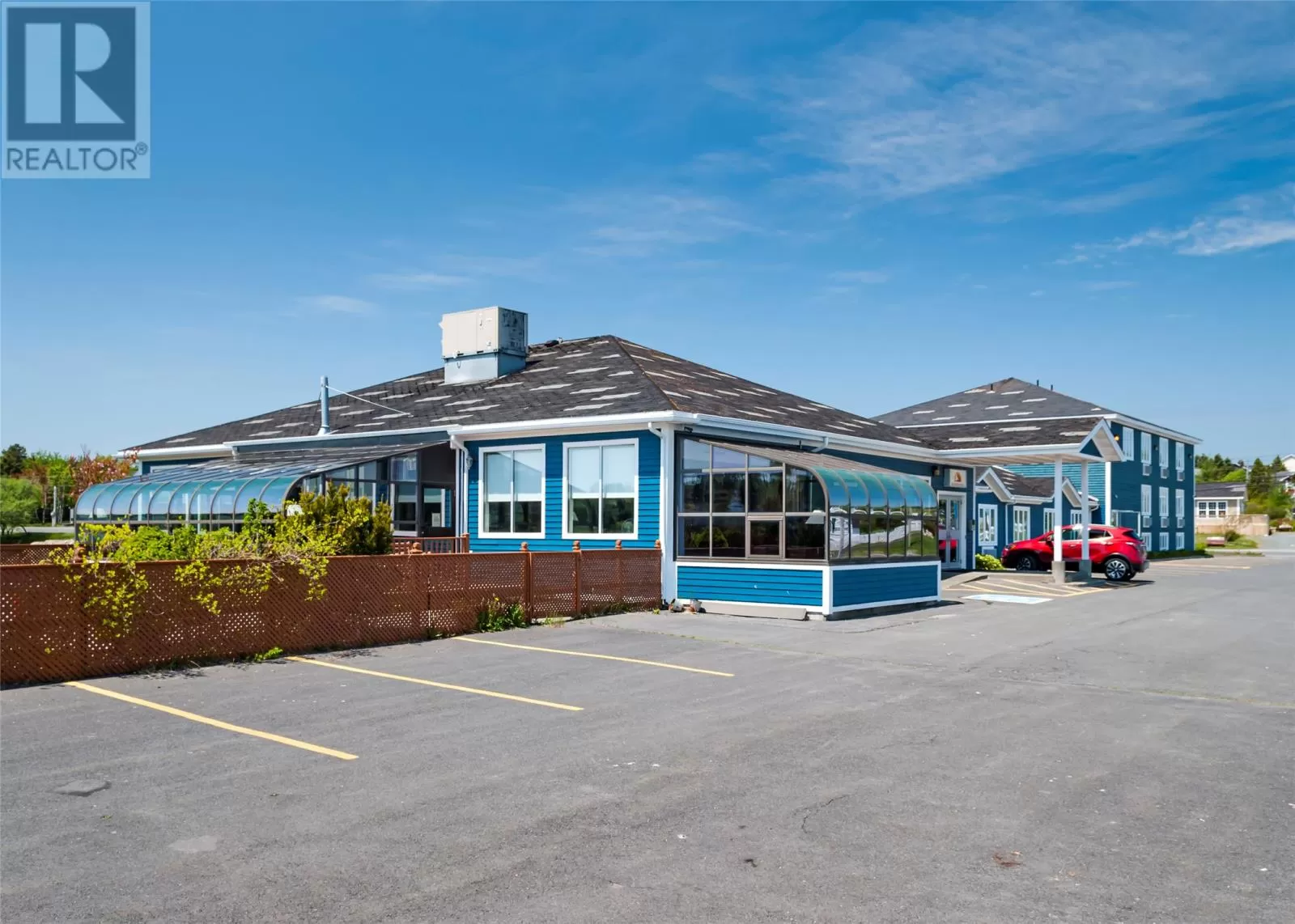 Other for rent: 71-76 Water Street, Bay Roberts, Newfoundland & Labrador A0A 1G0