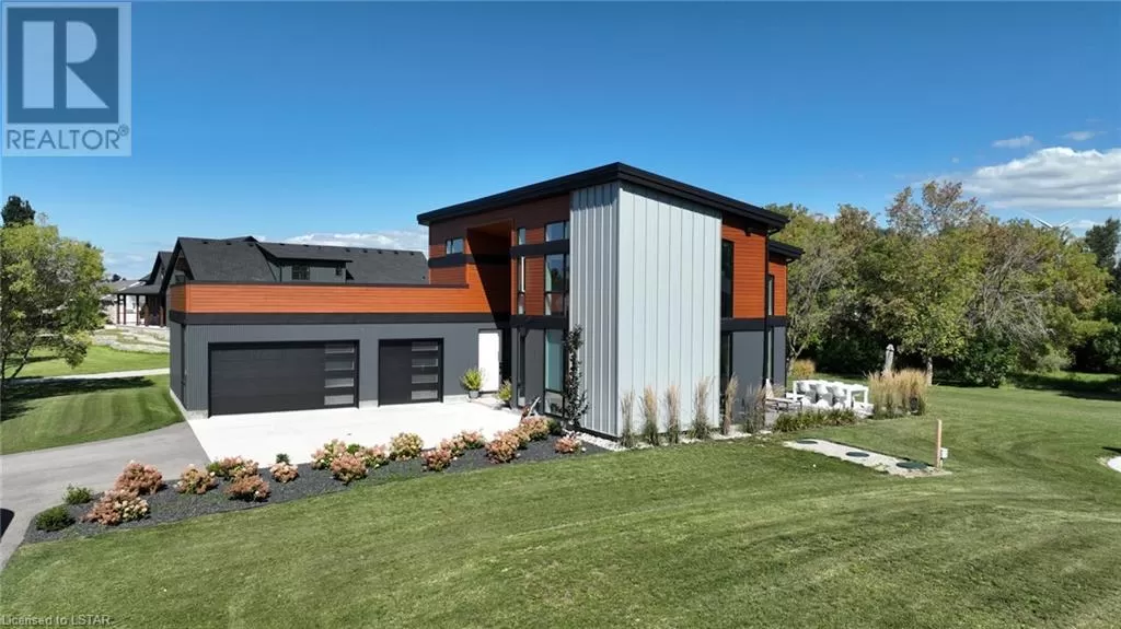 House for rent: 71858 Sunridge Crescent, Bluewater (Munic), Ontario N0M 1N0