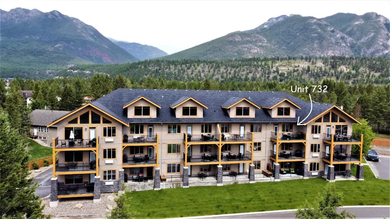 Apartment for rent: 732 A - 700 Bighorn Boulevard, Radium Hot Springs, British Columbia V0A 1M0