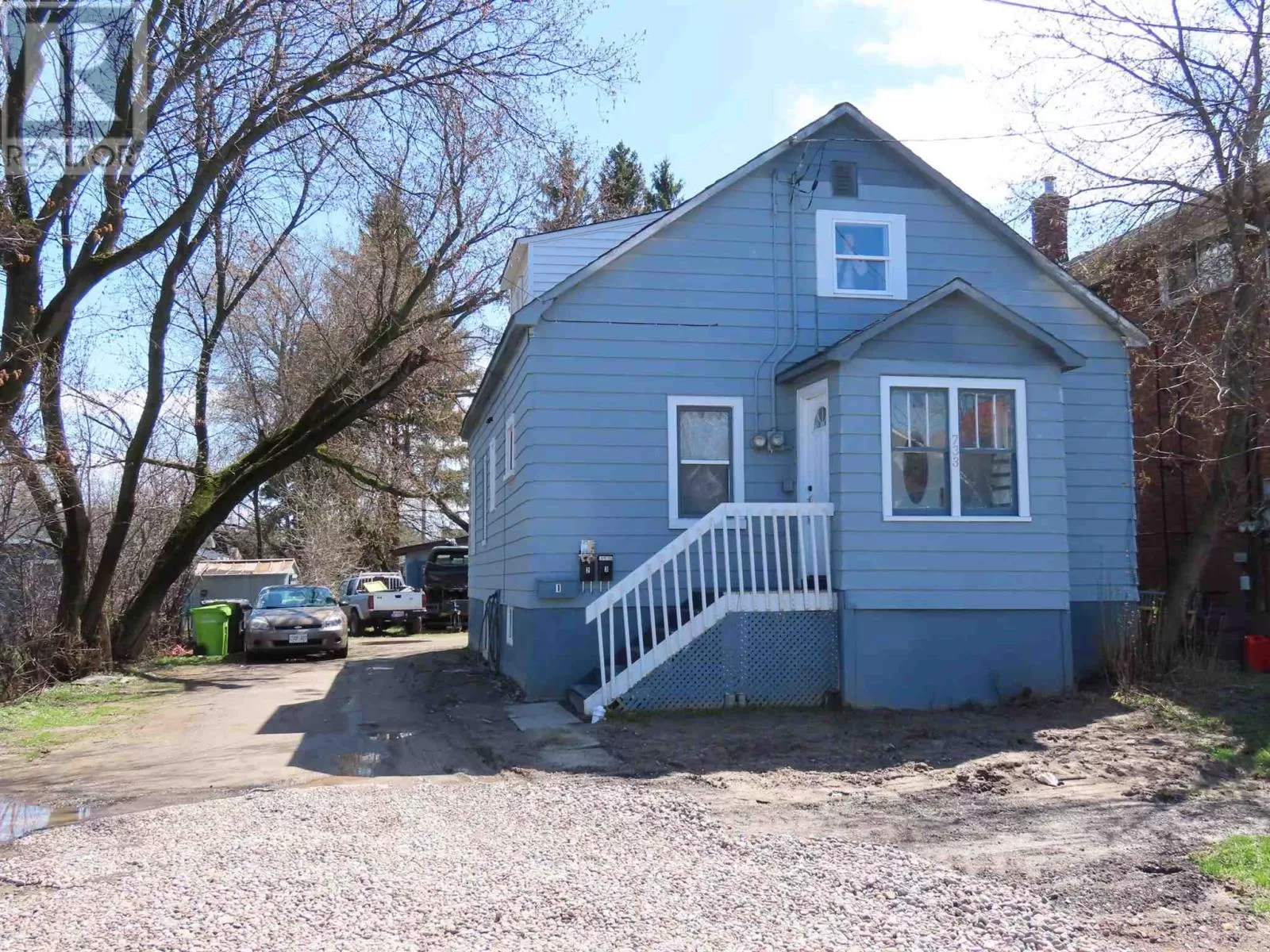 Duplex for rent: 733 Mckenzie, Sault Ste Marie, Ontario P6C 1H2