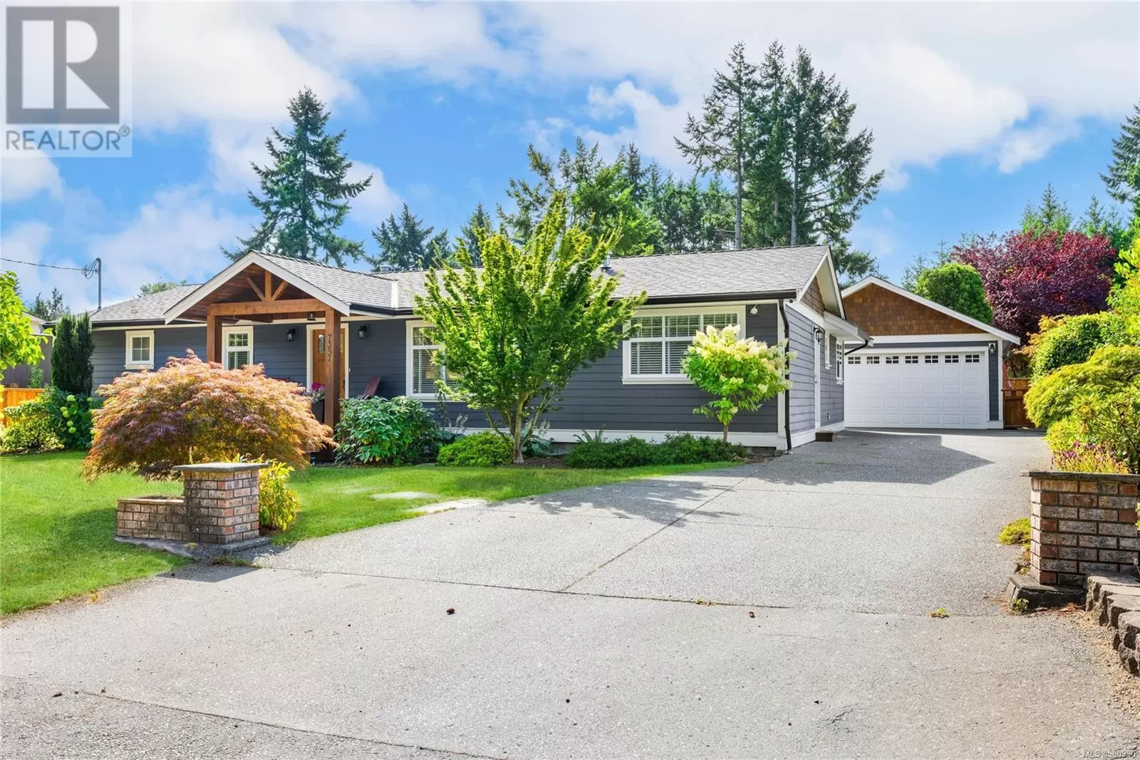 House for rent: 7357 Lantzville Rd, Lantzville, British Columbia V0R 2H0