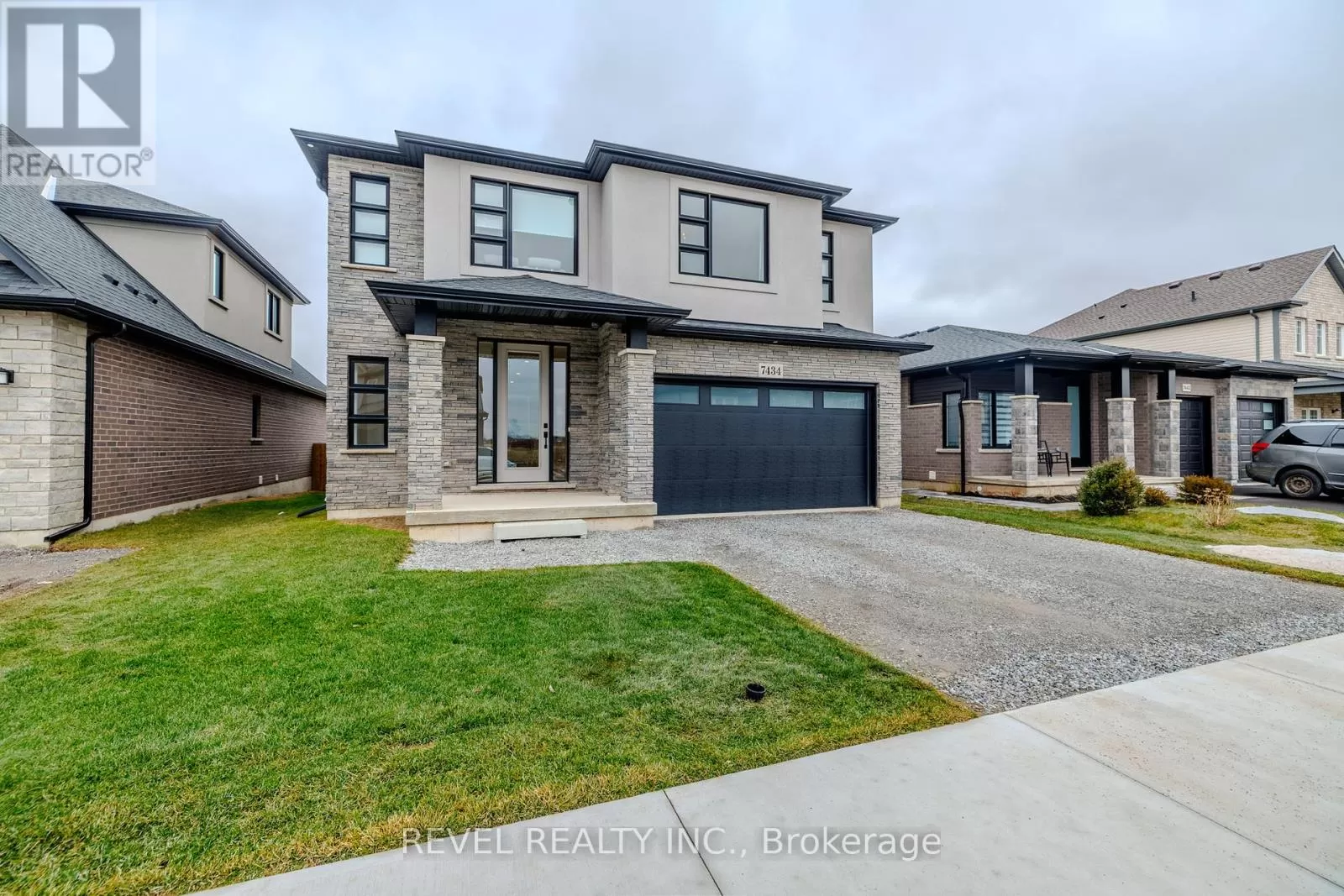 House for rent: 7434 Sherrilee Cres, Niagara Falls, Ontario L2H 3T4