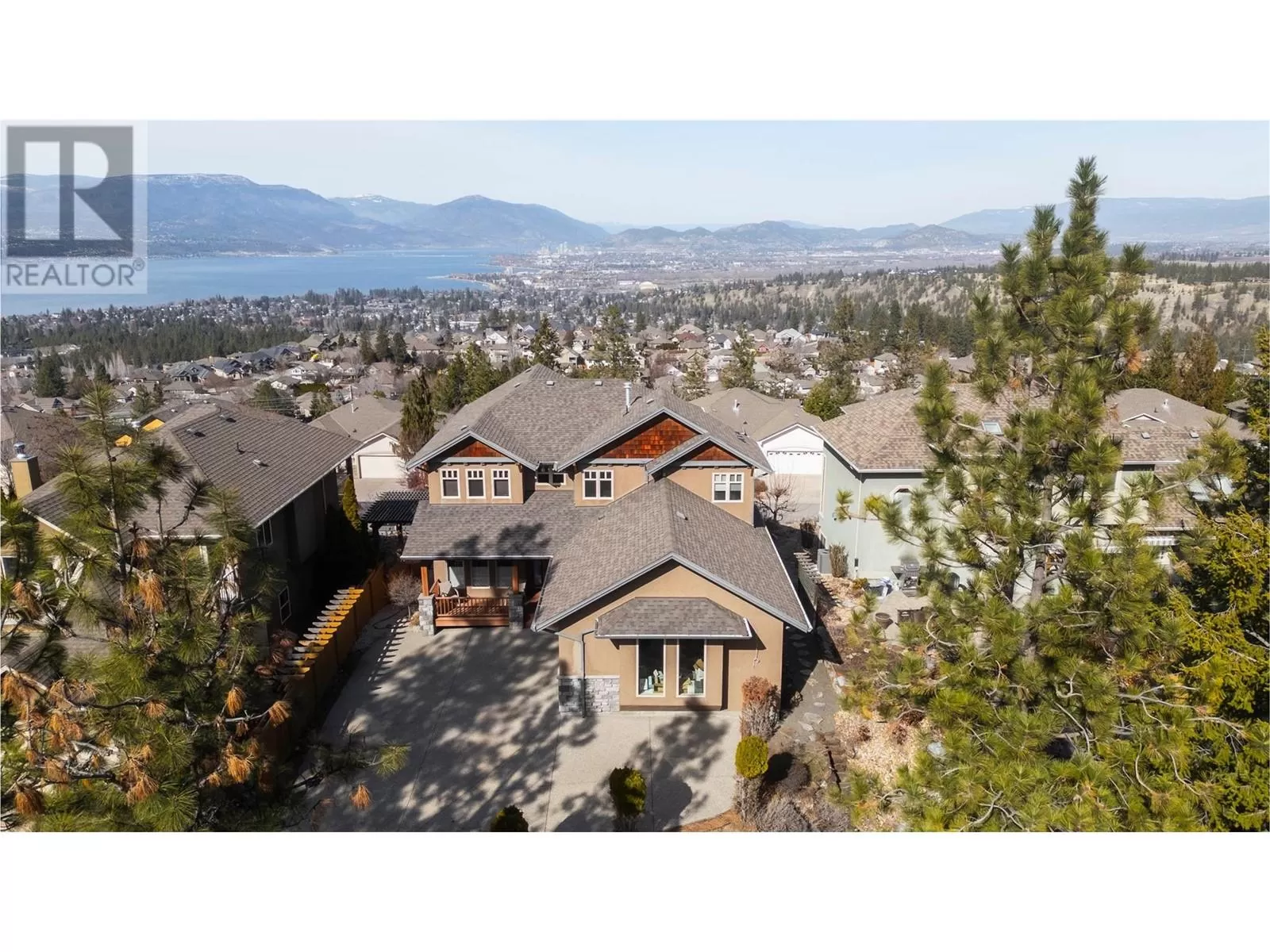 House for rent: 755 South Crest Drive, Kelowna, British Columbia V1W 4W7