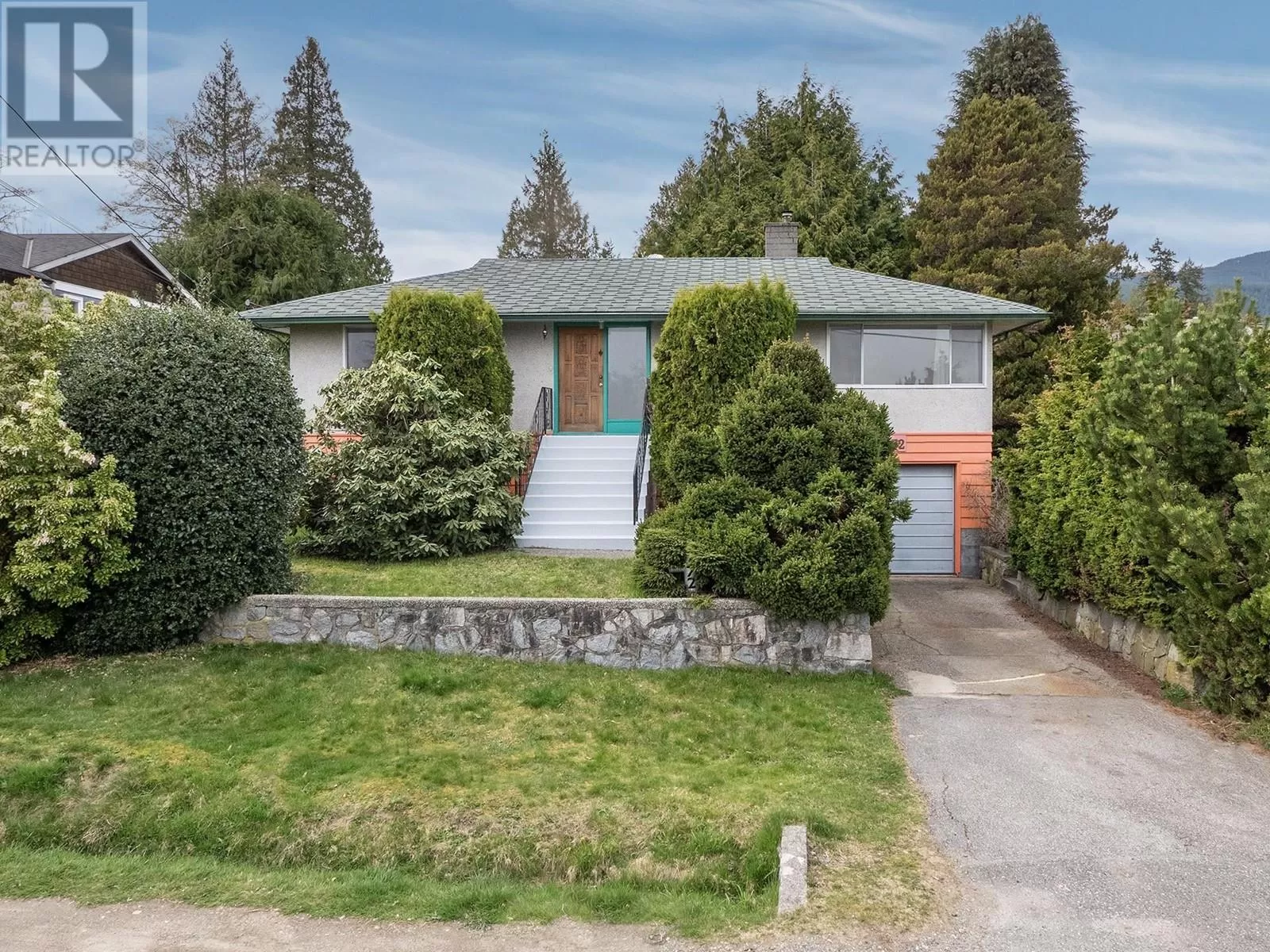 House for rent: 772 O'shea Road, Gibsons, British Columbia V0N 1V9