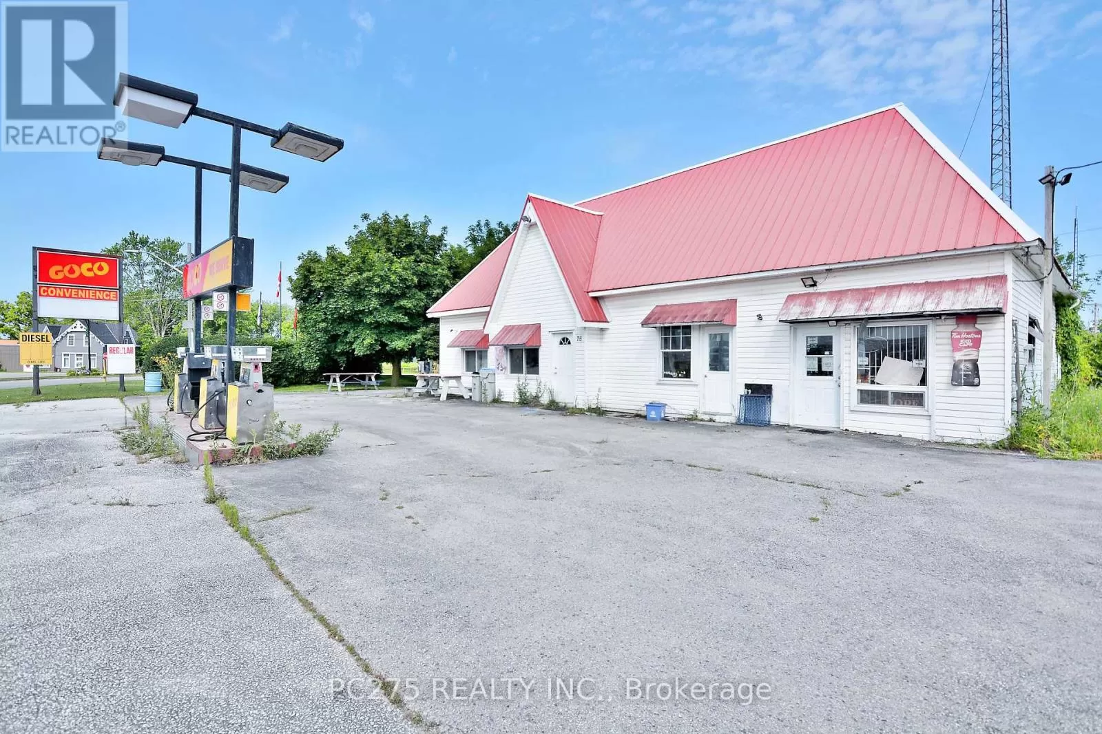 Residential Commercial Mix for rent: 78 Main St, Lambton Shores, Ontario N0M 2N0