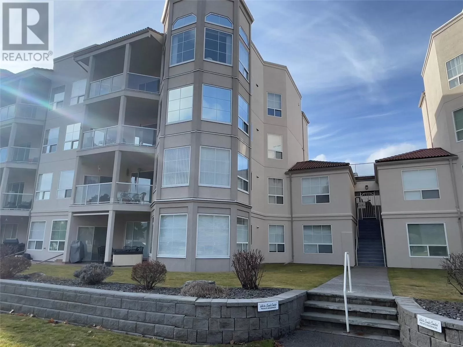 Apartment for rent: 7801 Spartan Drive Unit# 215, Osoyoos, British Columbia V0H 1V0