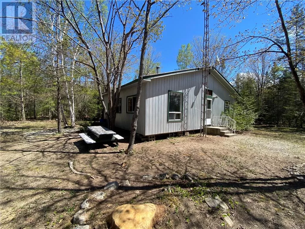 Recreational for rent: 79 Sheshegwaning Rd., Silver Water, Manitoulin Island, Ontario P0P 1X0