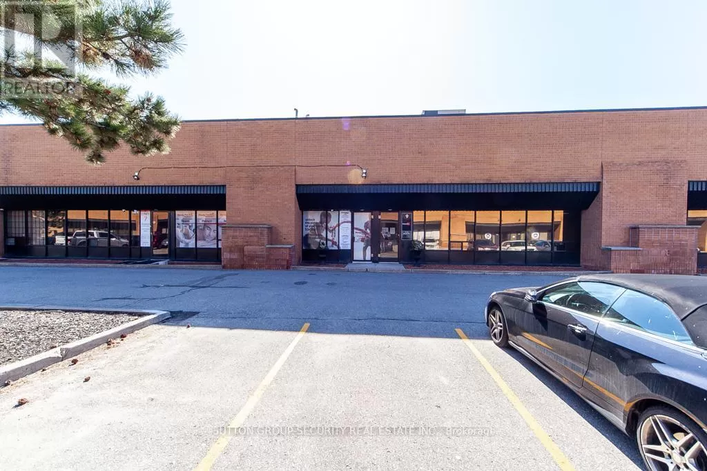 Warehouse for rent: 8 - 10 Falconer Drive, Mississauga, Ontario L5N 3L8