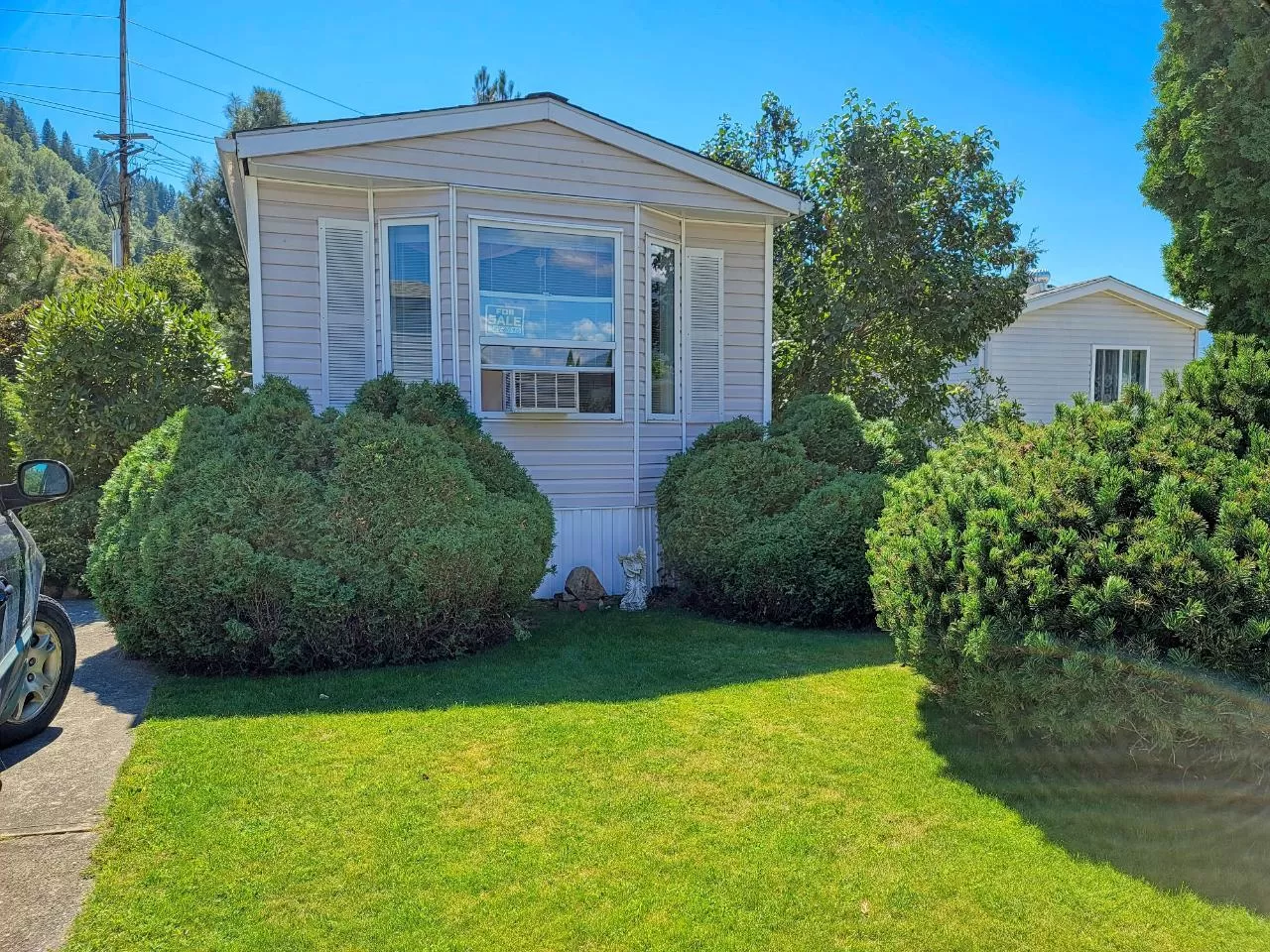 Mobile Home for rent: 8 - 651 Rosedale Road, Castlegar, British Columbia V1N 4L2