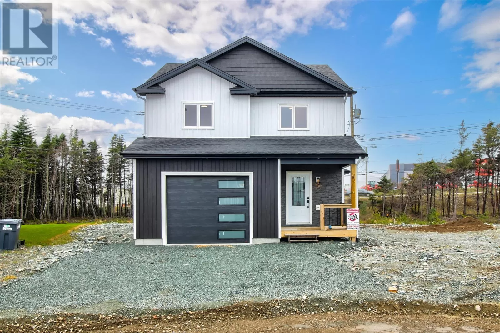 House for rent: 8 Badger Place, Mount Pearl, Newfoundland & Labrador A1N 0J2