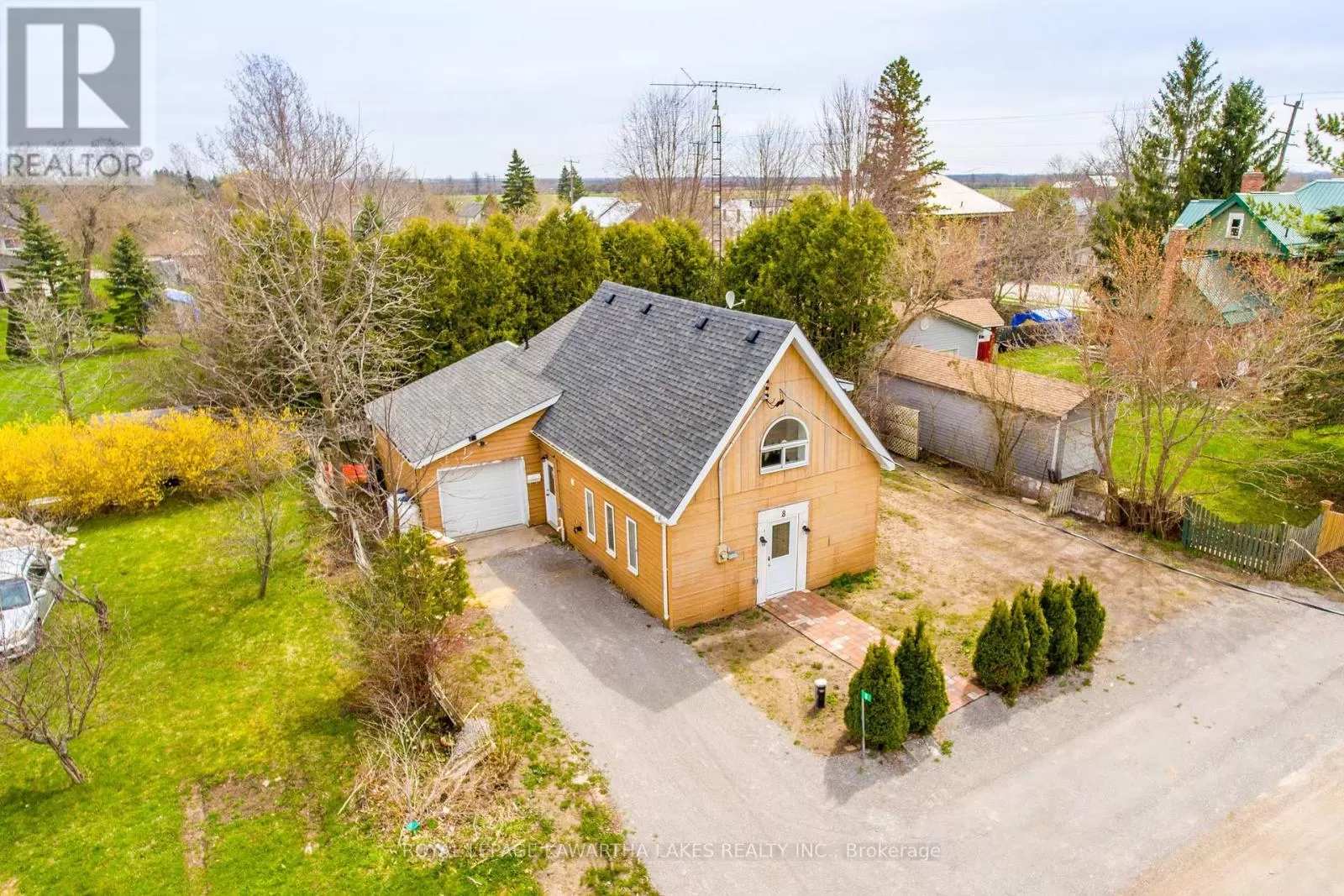 House for rent: 8 North St, Kawartha Lakes, Ontario K0M 1E0